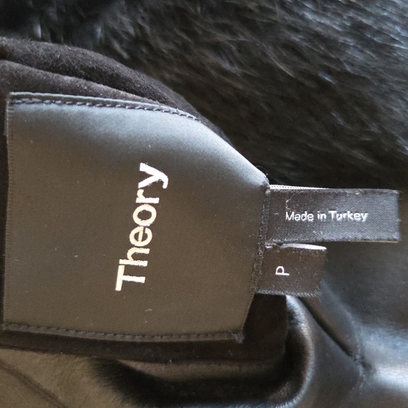 Theory Toscana Reversible Shearling and Leather Coat P Like New - Picture 8 of 8